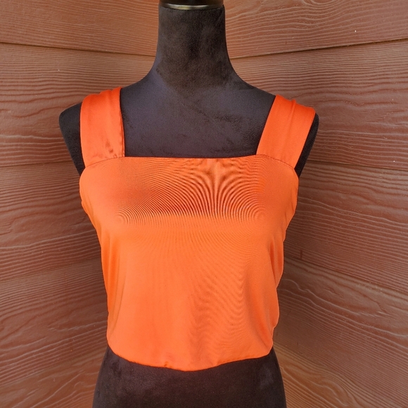 Cloth by Design Women's Orange Cropped Camisole Sleeveless Tank Top Wide Straps - Picture 15 of 16